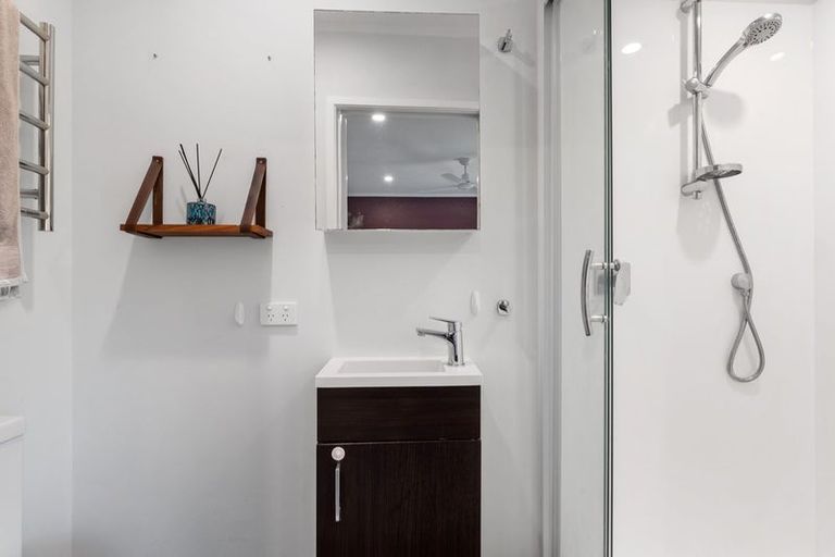 Photo of property in 57 Hauraki Road, Leigh, Warkworth, 0985