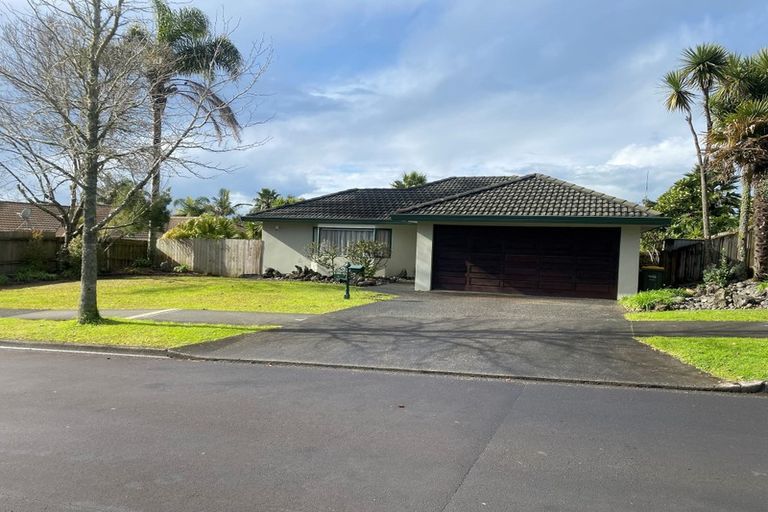 Photo of property in 30 Bushlands Park Drive, Albany, Auckland, 0632