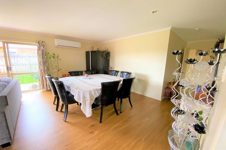 Photo of property in 5 Shah Lane, Mangere, Auckland, 2022