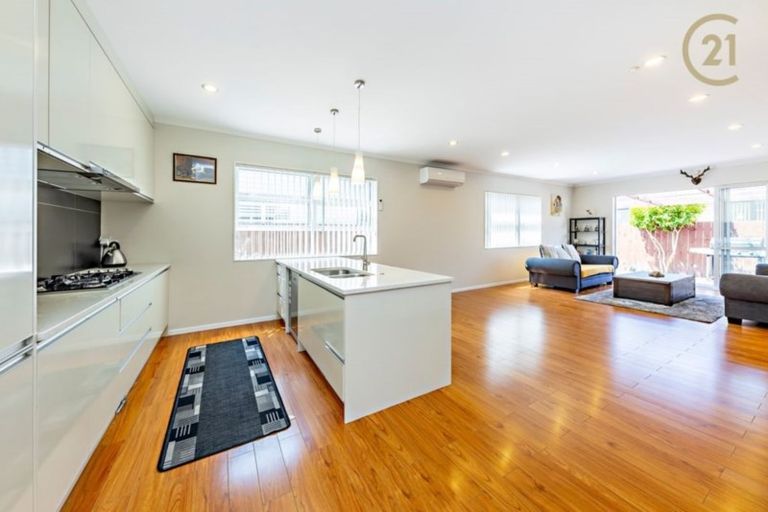 Photo of property in 9 Hihi Avenue, Takanini, 2112