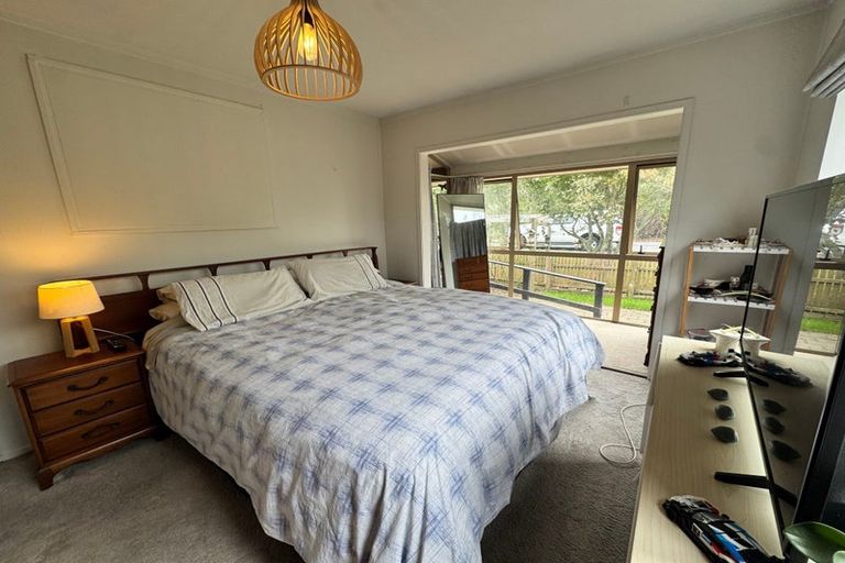 Photo of property in 60a Rata Road, Raumati Beach, Paraparaumu, 5032