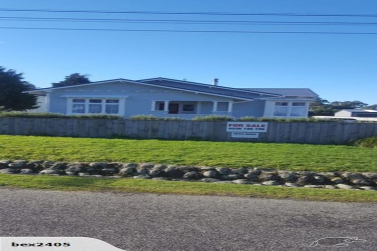 Photo of property in 37 Harrison Street West, Featherston, 5710