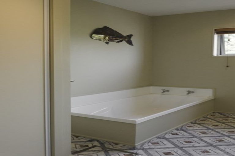 Photo of property in 35 Domett Street, Westport, 7825