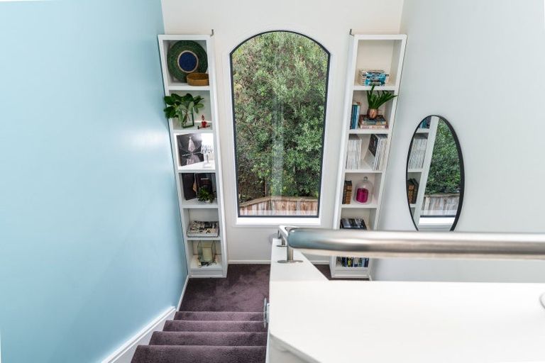 Photo of property in 5/96 Austin Street, Mount Victoria, Wellington, 6011