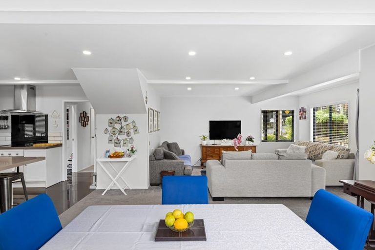 Photo of property in 28 Donald Street, Stanmore Bay, Whangaparaoa, 0932