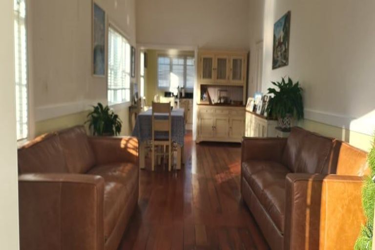 Photo of property in 64b Tramway Road, Beach Haven, Auckland, 0626