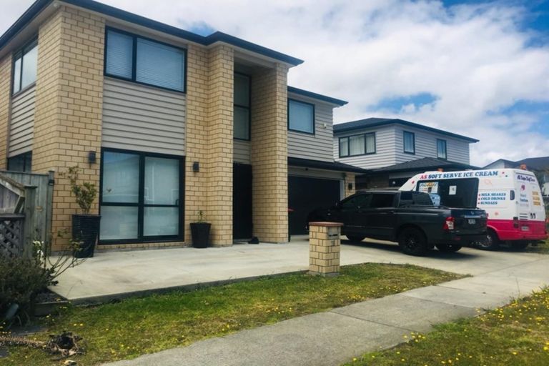 Photo of property in 28 Rohi Place, Flat Bush, Auckland, 2019