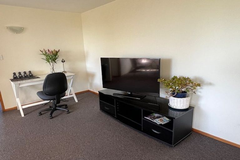 Photo of property in 20 Seamount Terrace, Mount Pleasant, Christchurch, 8081