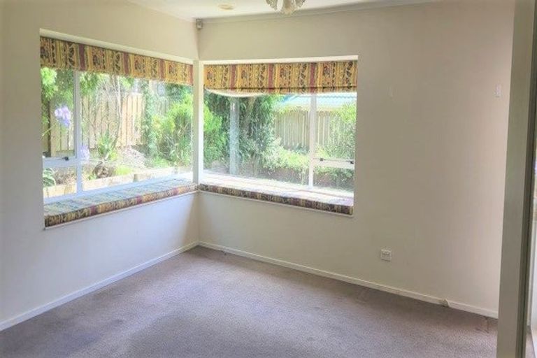 Photo of property in 43 Joseph Banks Drive, Whitby, Porirua, 5024