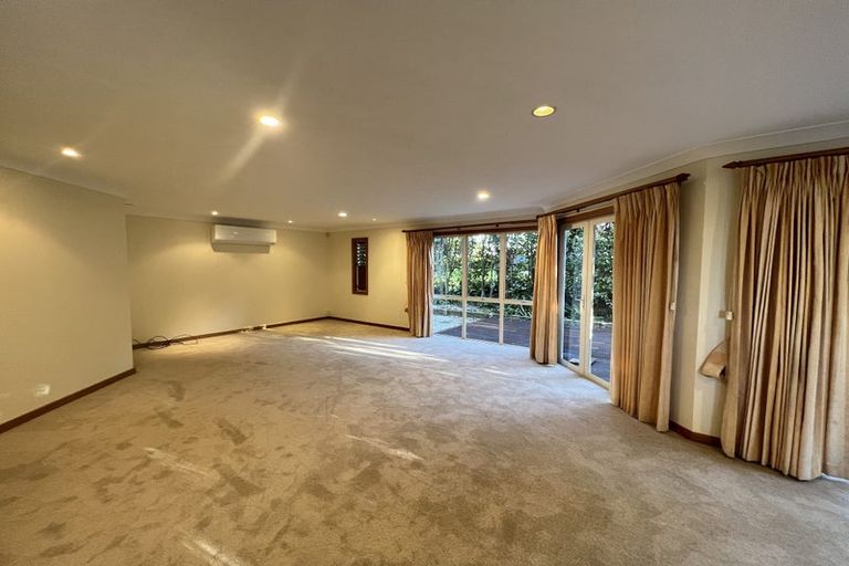 Photo of property in 2/25 Seacliffe Avenue, Belmont, Auckland, 0622