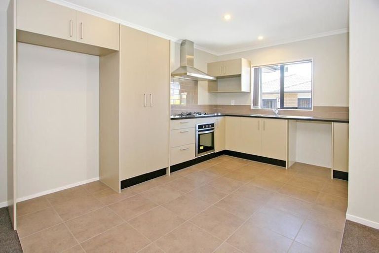 Photo of property in 10a Dreadon Avenue, Papatoetoe, Auckland, 2025