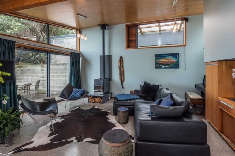 Photo of property in 115 The Parade, Paekakariki, 5034