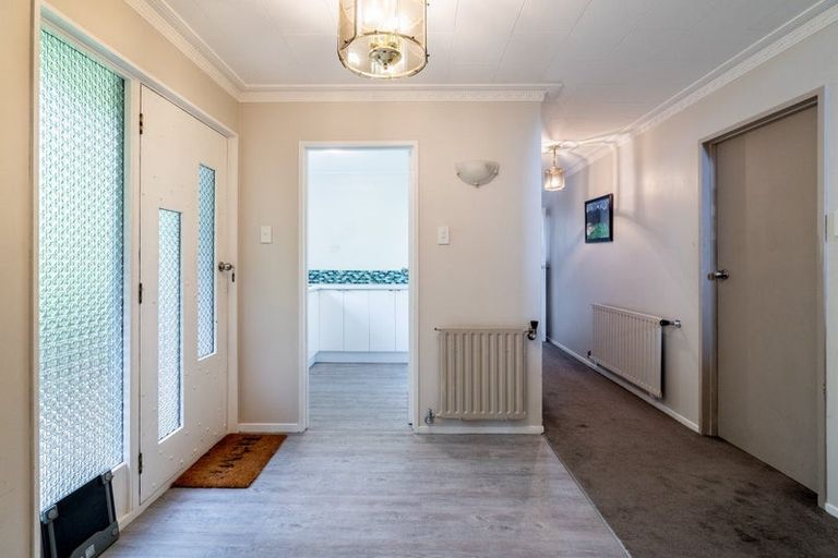 Photo of property in 23 Elm Crescent, Gladstone, Invercargill, 9810