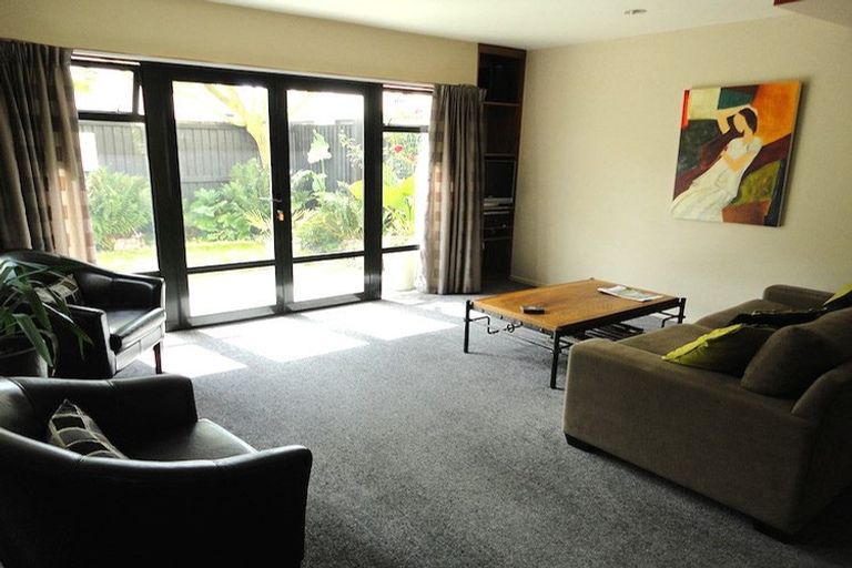 Photo of property in 201 Avonhead Road, Avonhead, Christchurch, 8042