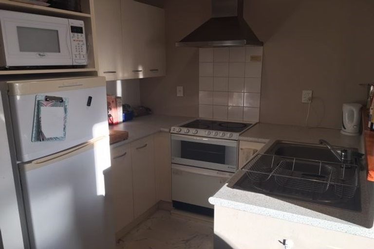 Photo of property in Terrace Heights Apartments, 13a/163 The Terrace, Wellington Central, Wellington, 6011