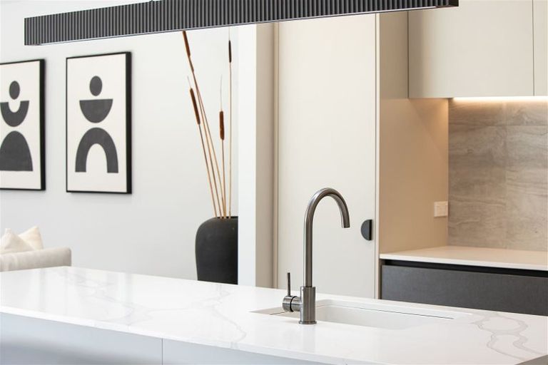 Photo of property in 112 Hamilton Avenue, Ilam, Christchurch, 8041