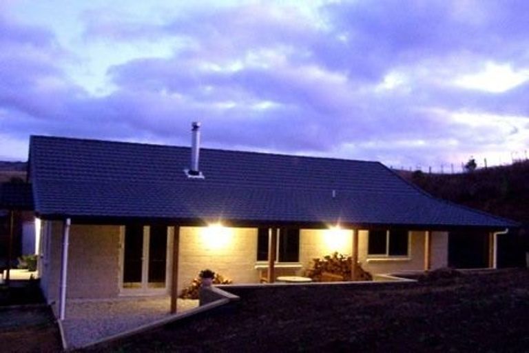 Photo of property in 28 Wrights Road, Raglan, 3295