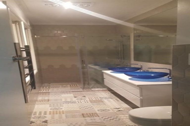 Photo of property in 110a Williams Street, Cambridge, 3434