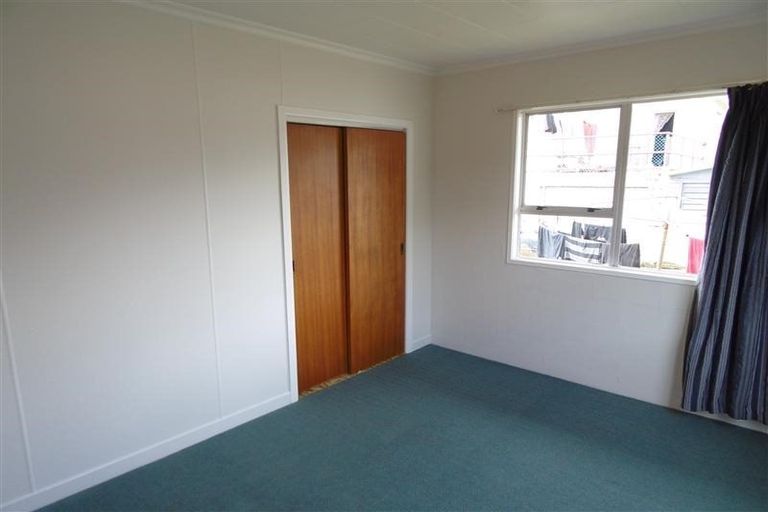 Photo of property in 10d Govett Avenue, Frankleigh Park, New Plymouth, 4310