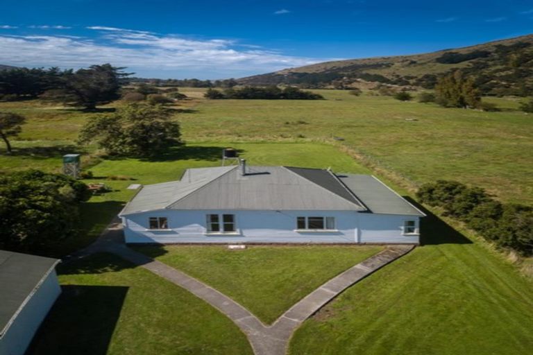 Photo of property in 20 Chorlton Road, Okains Bay, 7583