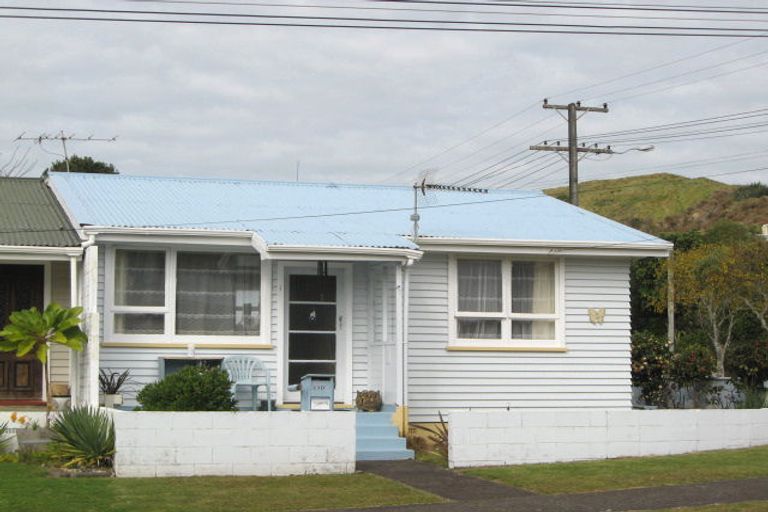 Photo of property in 3/23 Oranga Street, Marfell, New Plymouth, 4310