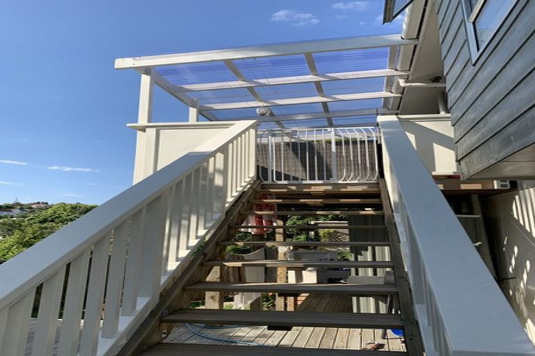 Photo of property in 2/14 Finchley Road, Torbay, Auckland, 0630