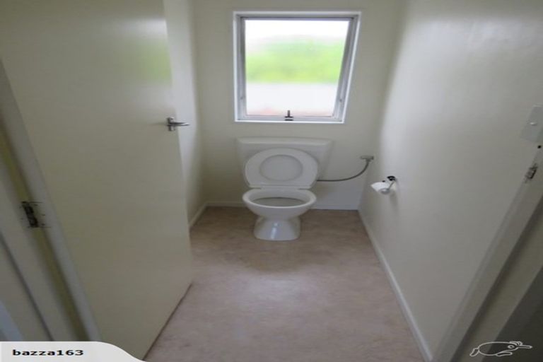 Photo of property in 94 Tait Drive, Greenmeadows, Napier, 4112