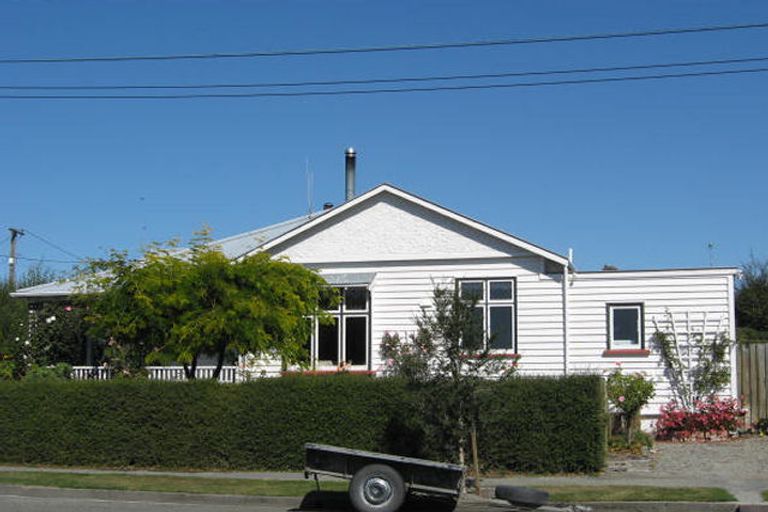 Photo of property in 2 Rolleston Street, Watlington, Timaru, 7910