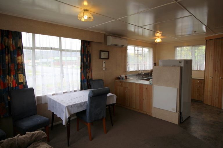 Photo of property in 2 Schaumann Street, Alexandra, 9320