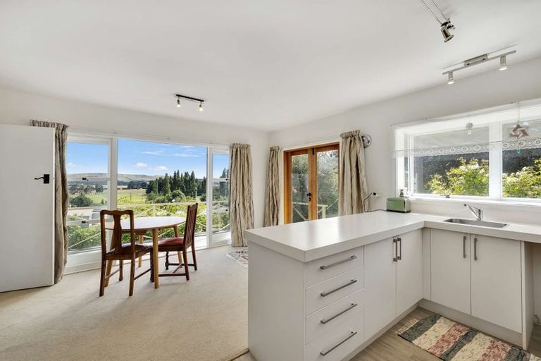 Photo of property in 17 Oxford Street, Waikari, 7420
