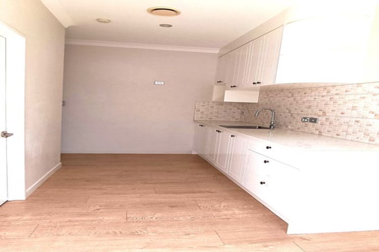 Photo of property in 73 Rosewell Crescent, Flat Bush, Auckland, 2019