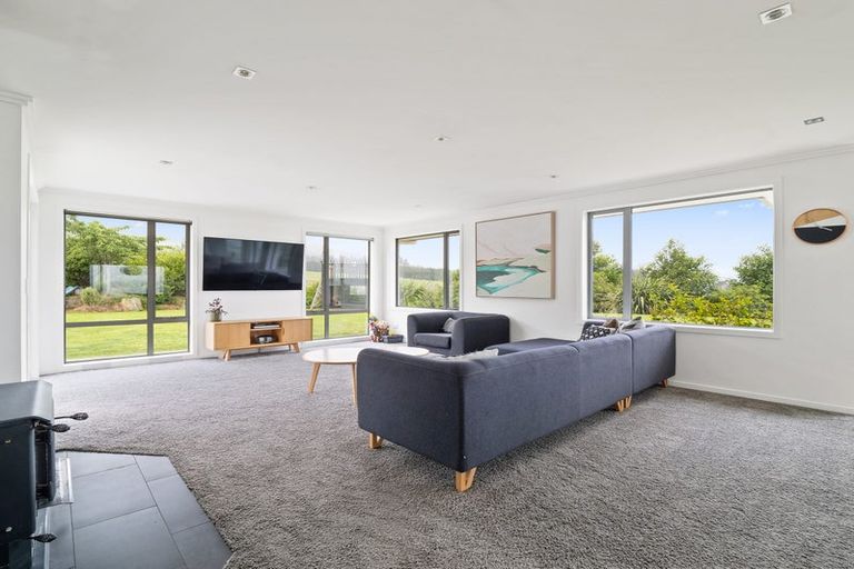 Photo of property in 62 Back Road, Woodside, Outram, 9073