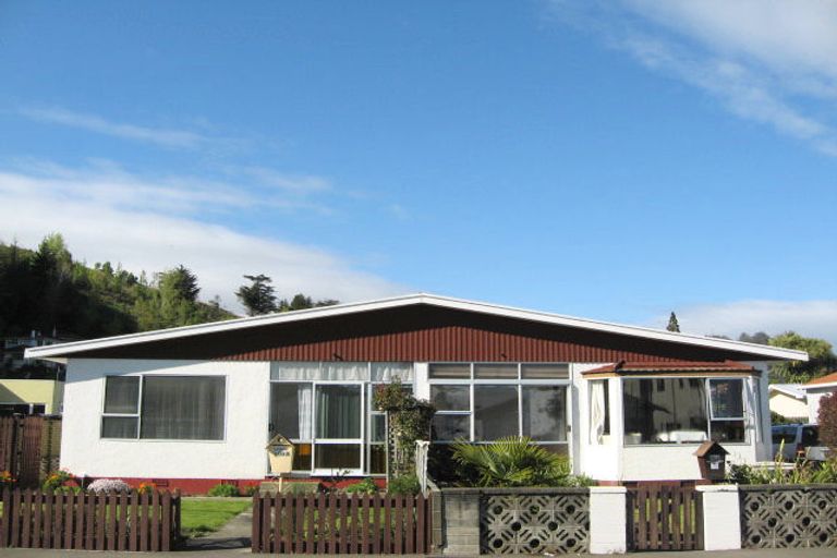 Photo of property in 2/104 Grove Street, The Wood, Nelson, 7010