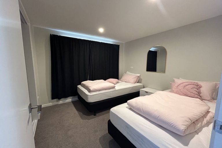 Photo of property in 3 Paradise Place, Lake Hawea, Wanaka, 9382