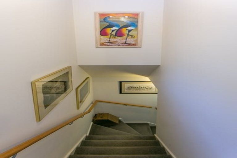 Photo of property in 55c Bolton Street, Kelburn, Wellington, 6012