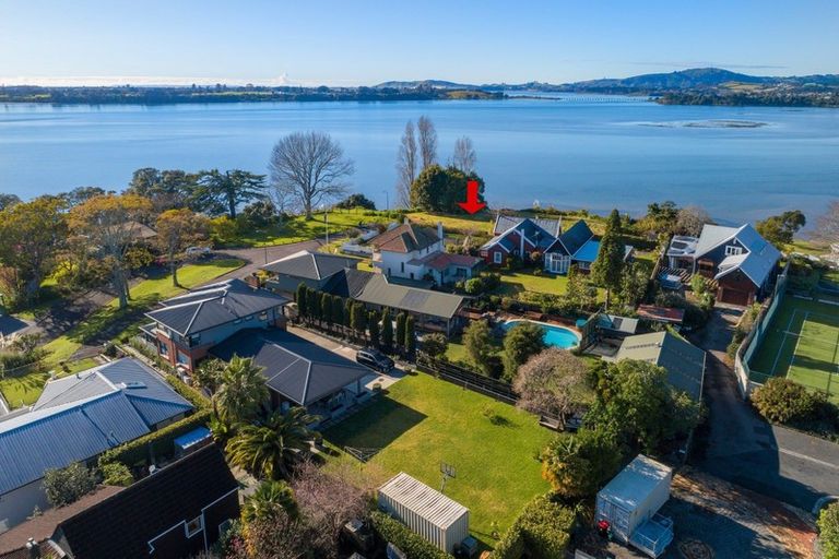 Photo of property in 2 Eleventh Avenue, Tauranga, 3110