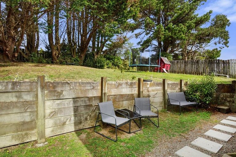 Photo of property in 47 Bedford Street, Cannons Creek, Porirua, 5024