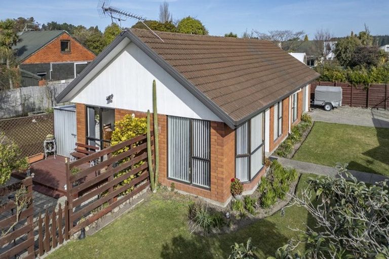 Photo of property in 15 Smarts Drive, Leithfield, 7481