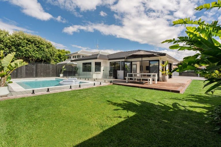 Photo of property in 10 Oleander Lane, Mount Maunganui, 3116