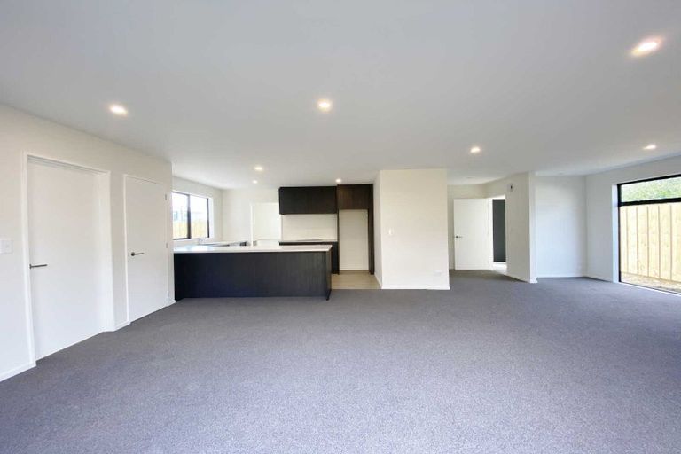 Photo of property in 2/15 Rawhiti Avenue, New Brighton, Christchurch, 8083