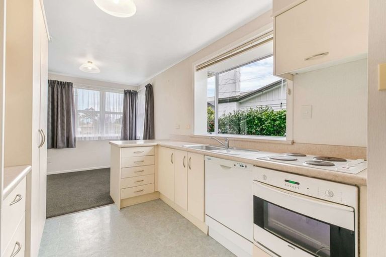 Photo of property in 9 Macmurdo Avenue, Glenview, Hamilton, 3206