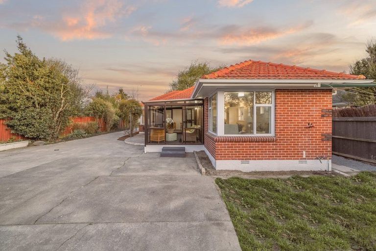 Photo of property in 106 Halswell Road, Hillmorton, Christchurch, 8025