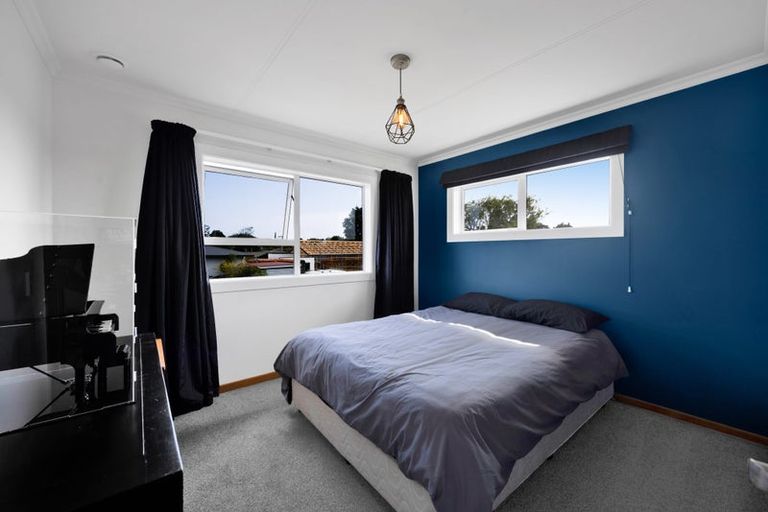 Photo of property in 12 Rennell Street, Frankleigh Park, New Plymouth, 4310