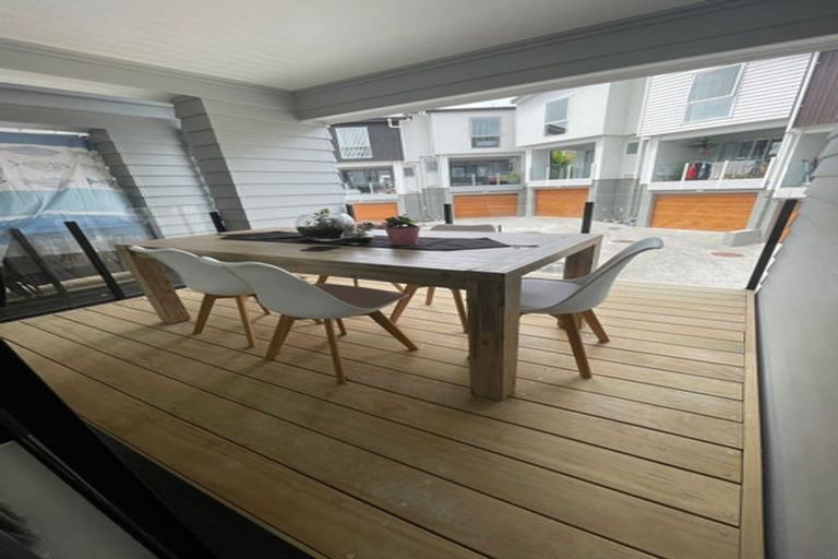 Photo of property in 76 Makamaka Lane, Albany Heights, Auckland, 0632