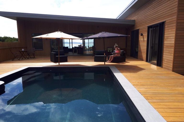 Photo of property in 16 Arabella Lane, Snells Beach, 0920