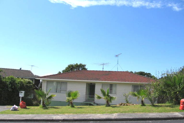 Photo of property in 21 Finchley Road, Torbay, Auckland, 0632