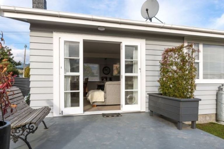 Photo of property in 15a Freemans Road, Otaki, 5512