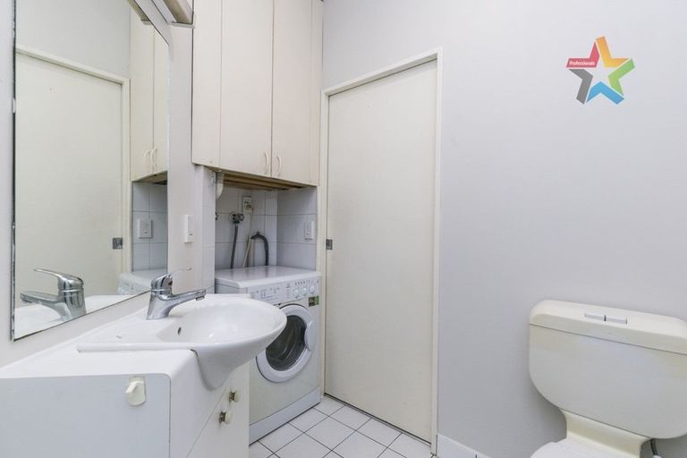 Photo of property in Terrace Tower Apartments, 2f/126 The Terrace, Wellington Central, Wellington, 6011