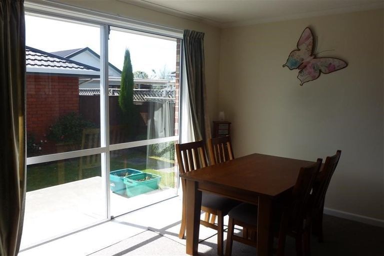 Photo of property in 1/17 Daniels Road, Redwood, Christchurch, 8051