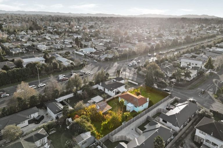 Photo of property in 12 Powells Road, Fairview Downs, Hamilton, 3214